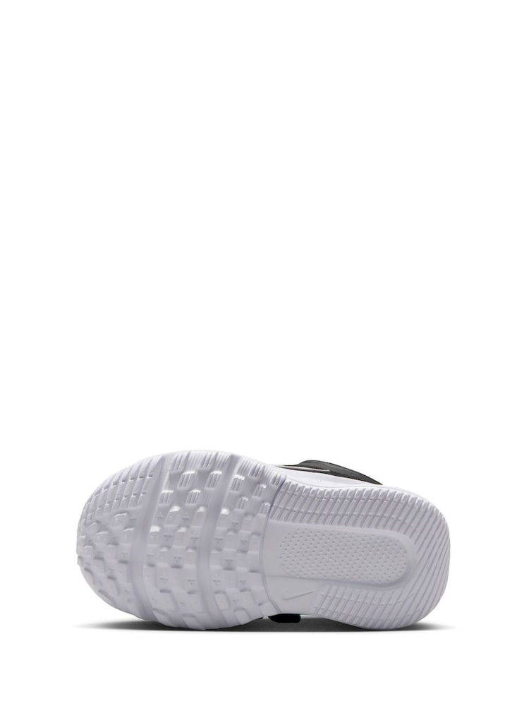Nike Black/White Infant Star Runner 5 Trainers - Image 7 of 7