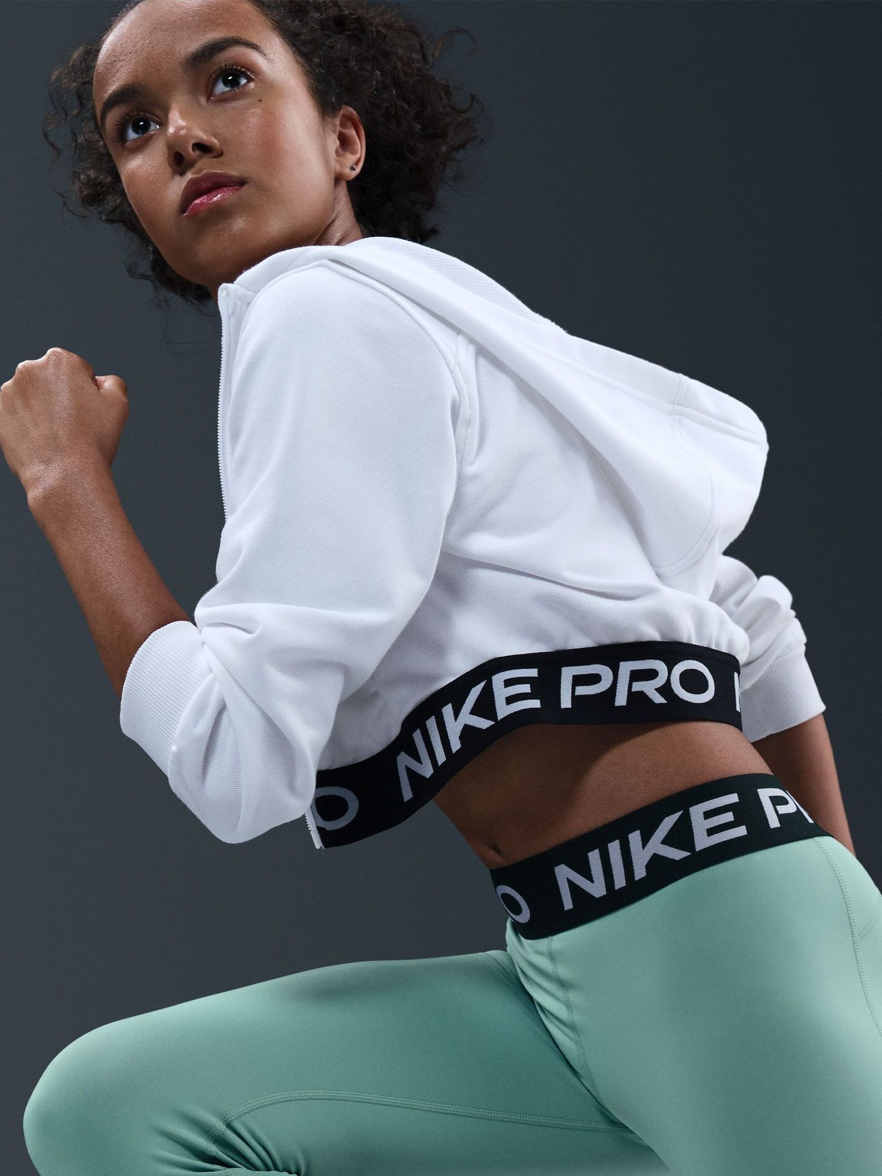 Next：日本 キャノン・グリーン - Nike Dri-FIT ハイウエスト Pro
