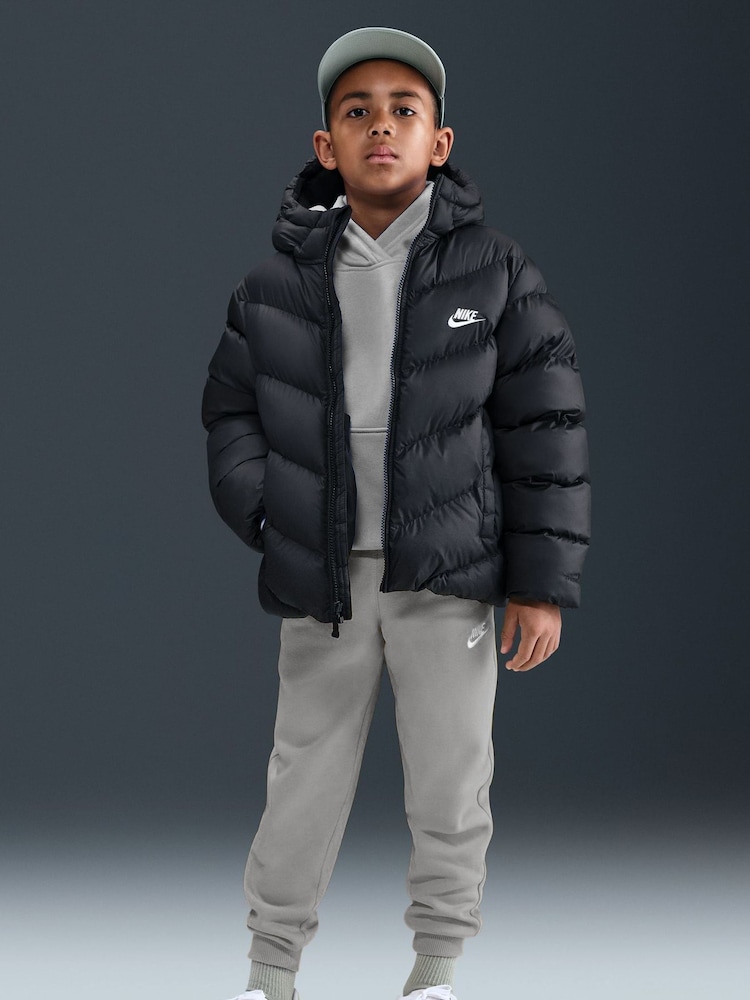 Nike Black Padded Jacket - Image 1 of 6 Nike Black Padded Jacket - Image 1 of 6