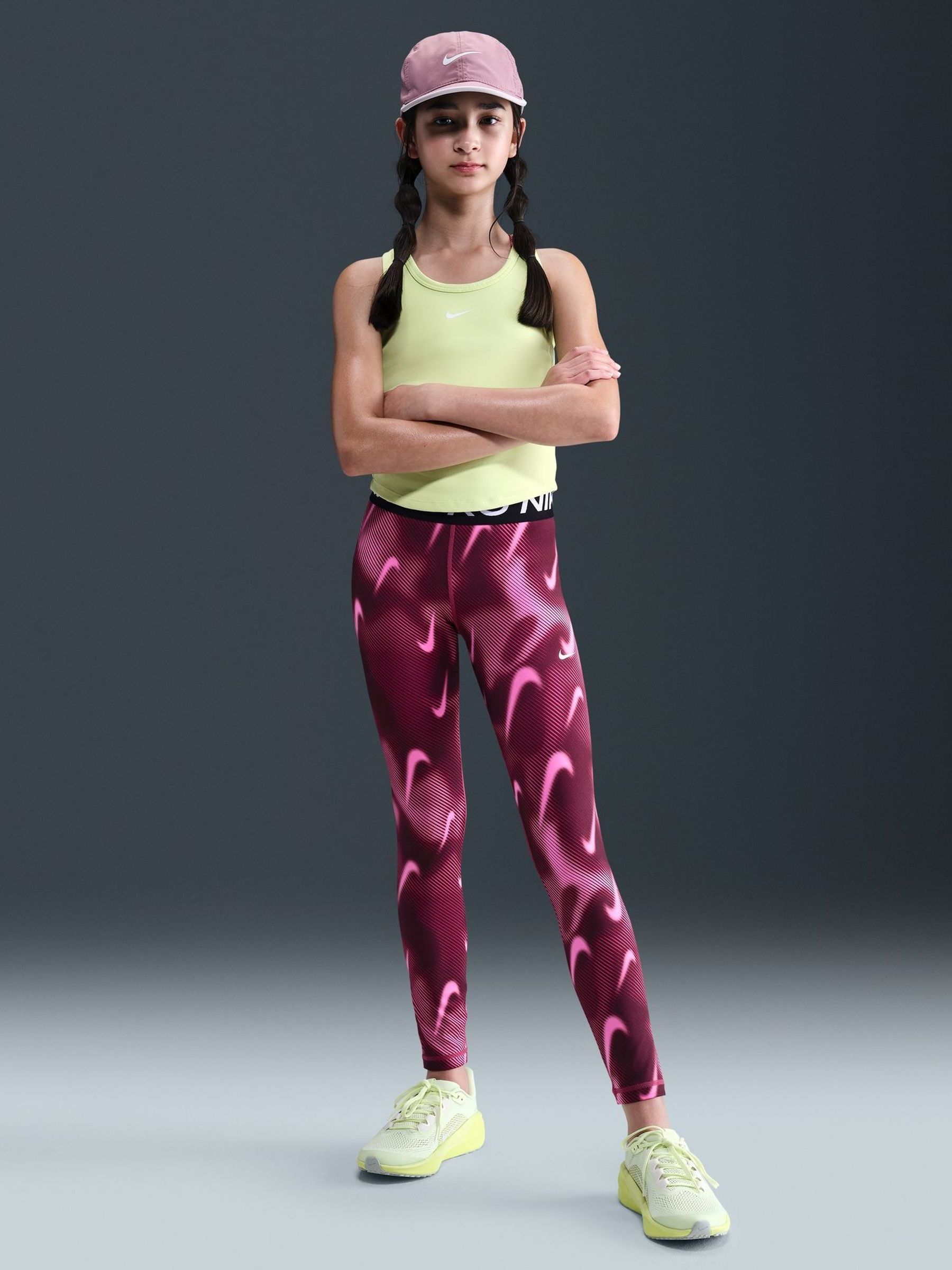 beetroot nike leggings