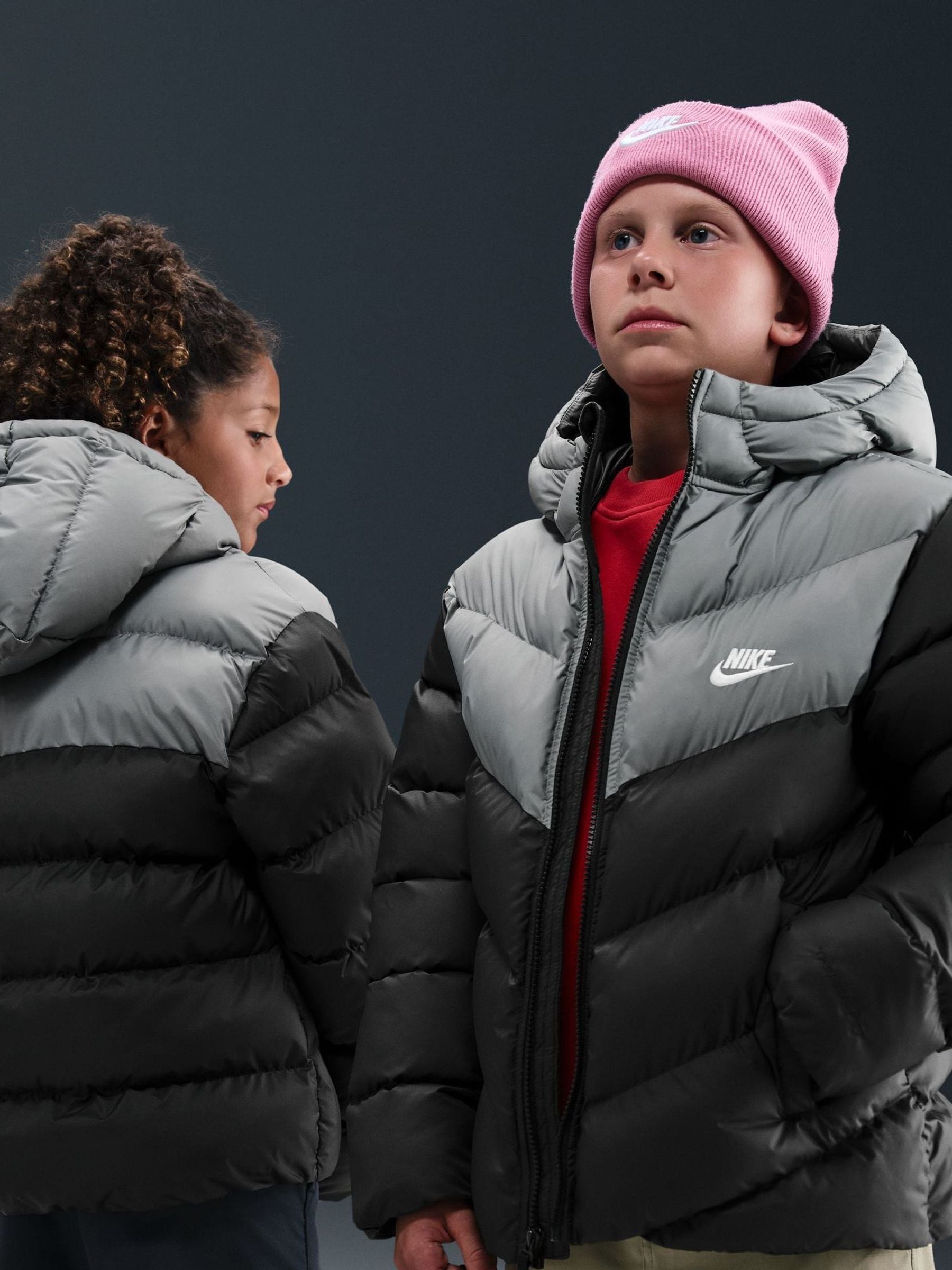 Comprar Preto - Jaqueta puffer Nike com blocos de cores from Next