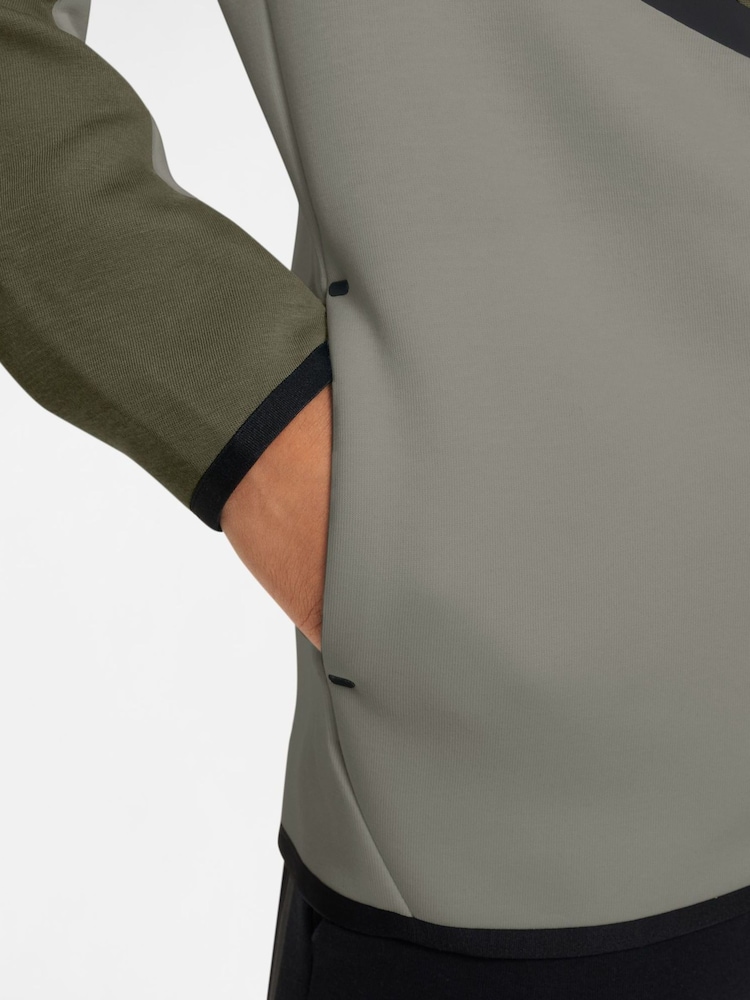 Nike Olive Green Tech Fleece Zip-Up Hoodie - Image 3 of 3 Nike Olive Green Tech Fleece Zip-Up Hoodie - Image 3 of 3