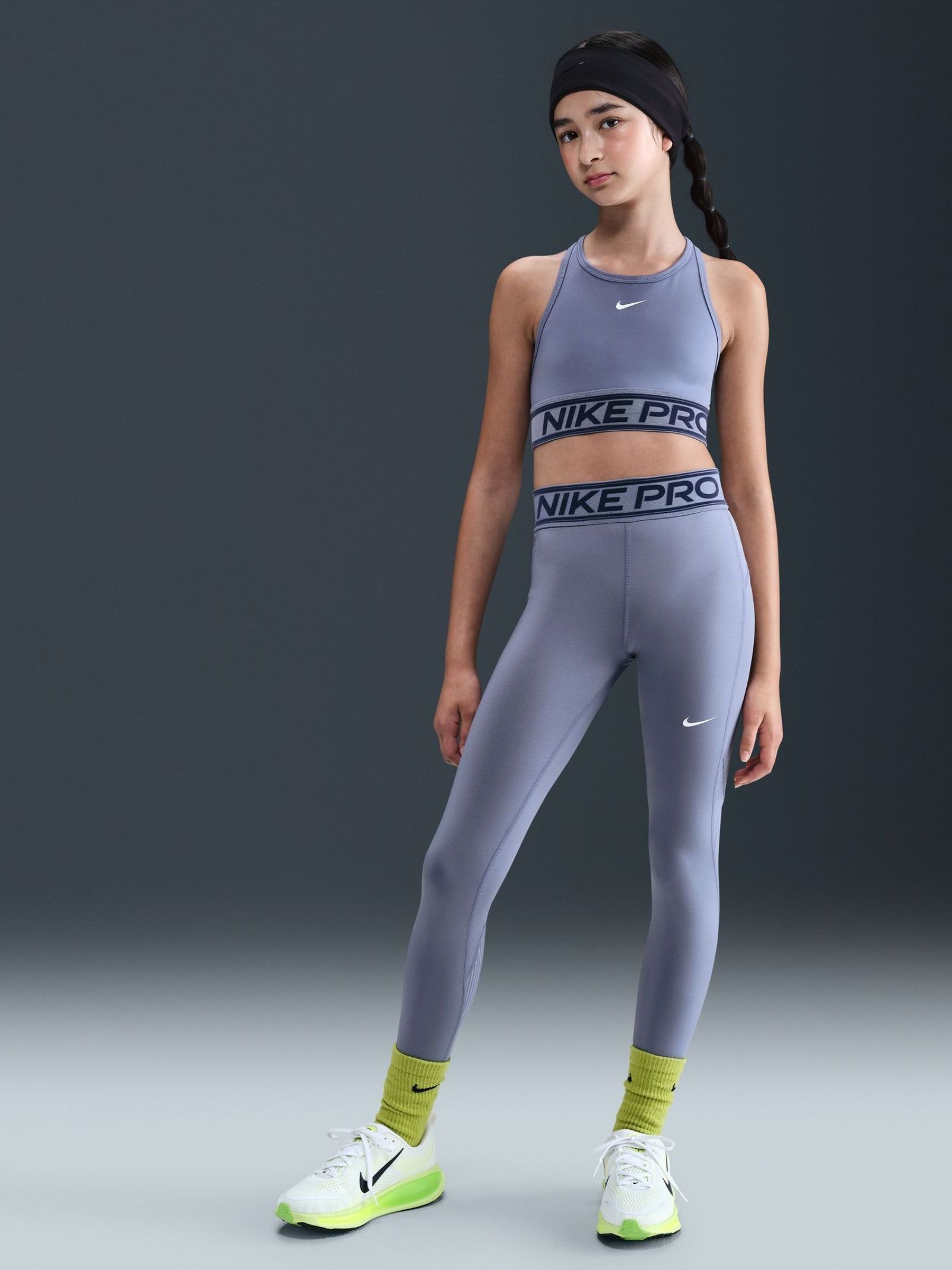 nike pro sports bra blue