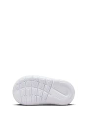 Nike Black/White Infant Flex Runner 4 Trainers - Image 9 of 10