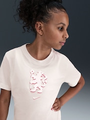 Nike White Chelsea FC Lion Graphic T-Shirt - Image 4 of 5