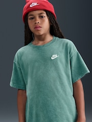 Nike Bicoastal Green Club Wash Effect T-Shirt - Image 3 of 6