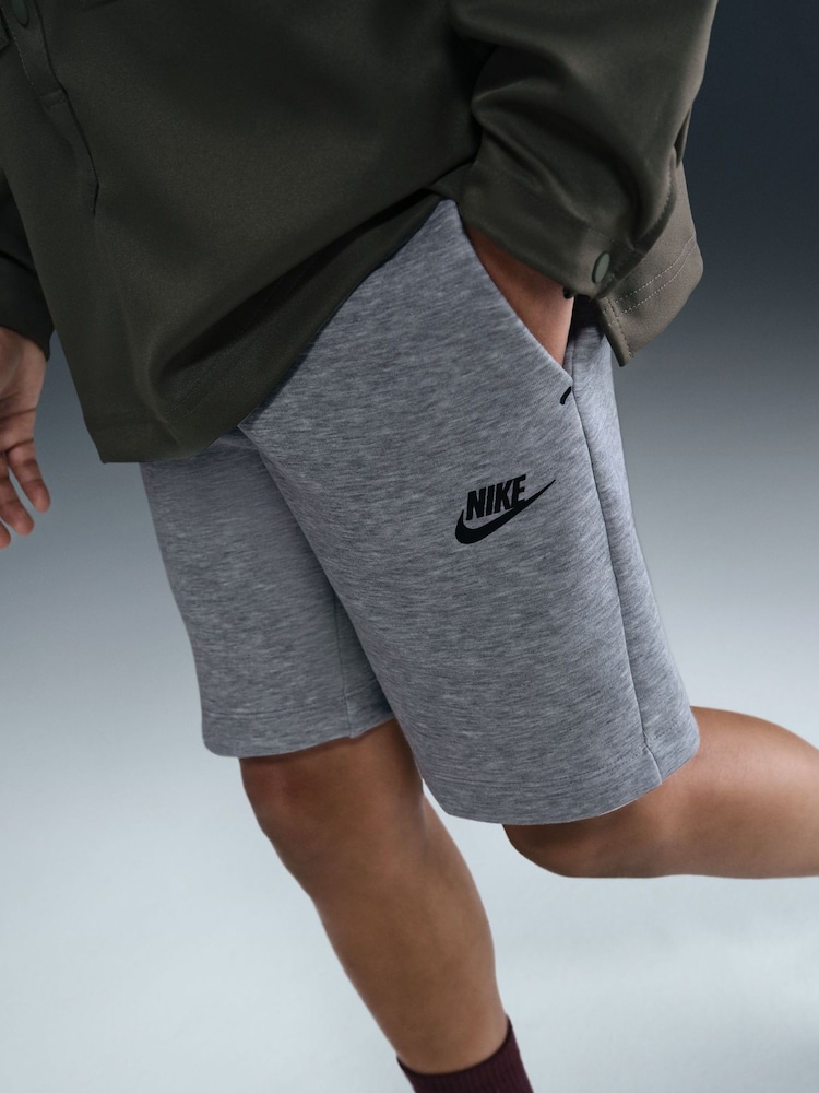 Nike Dark Grey Heather Tech Fleece Shorts - Image 5 of 5