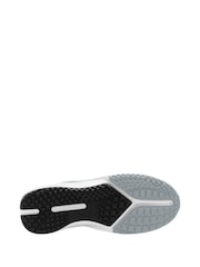 Nike White University Red Youth Sonic Fly Running Trainers - Image 4 of 4