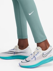 Nike Cannon Green Dri-FIT One Leggings - Image 3 of 3