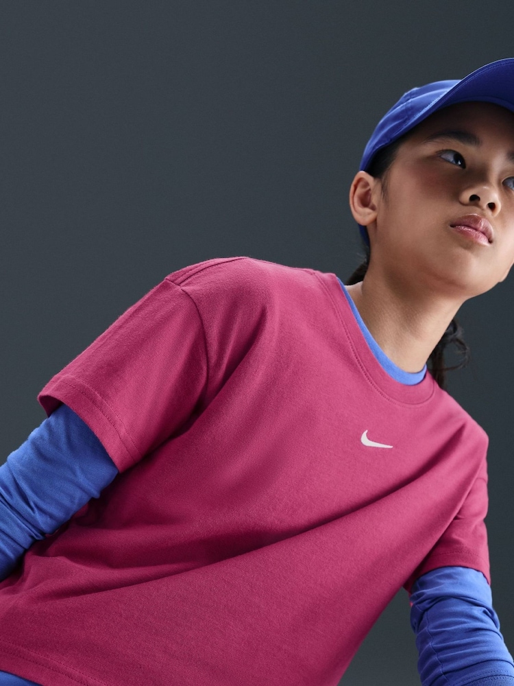 Nike Beet Pink Sportswear Boxy T-Shirt - Image 5 of 5 Nike Beet Pink Sportswear Boxy T-Shirt - Image 5 of 5