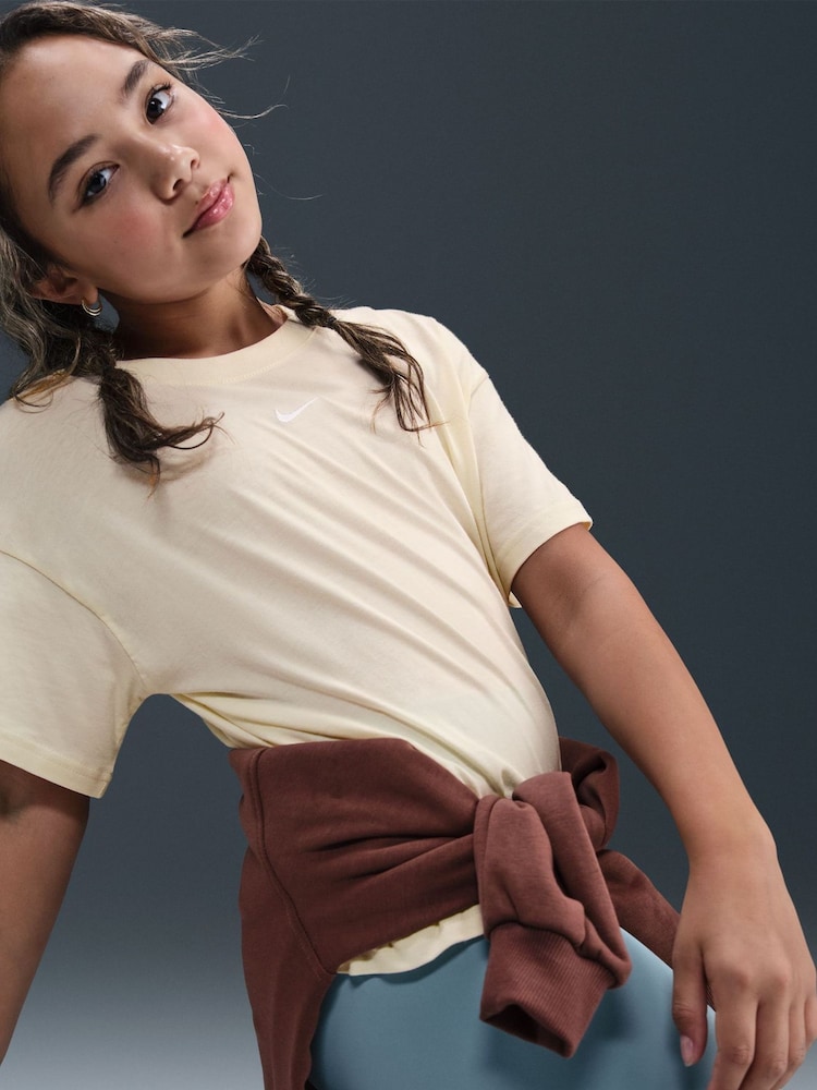 Nike Soft Pearl Sportswear Boxy T-Shirt - Image 5 of 5 Nike Soft Pearl Sportswear Boxy T-Shirt - Image 5 of 5