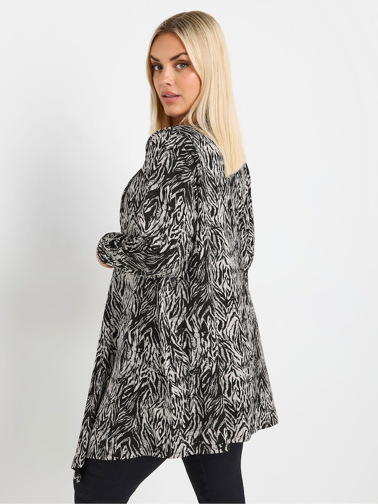 Yours Curve Black Abstract Print Waterfall Cardigan - Image 3 of 5