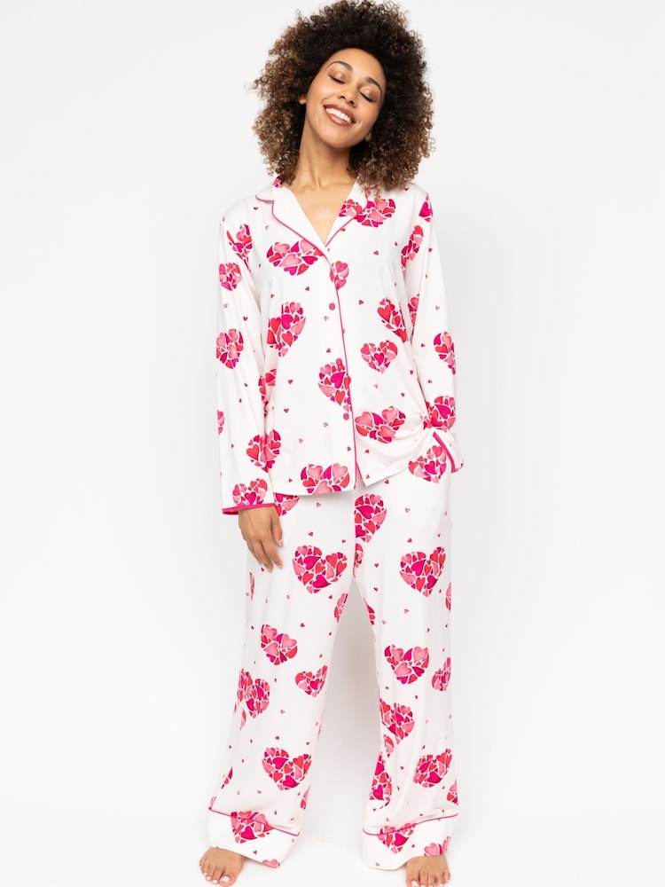 طقم من بيجامة بطبعة قلب من Cyberjammies - صورة 1 من 3