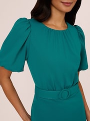 Adrianna Papell Blue Crepe Belted Sheath Dress - Imagem 5 de 7