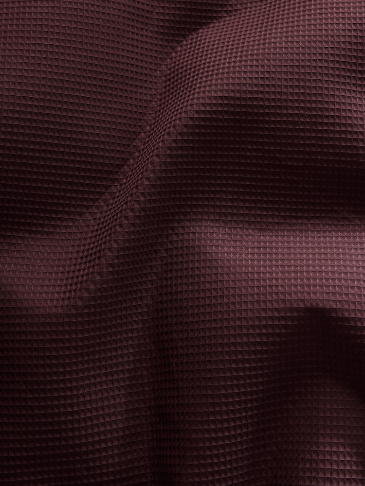 Burgundy Red Waffle Duvet Cover and Pillowcase Set - Image 3 of 5