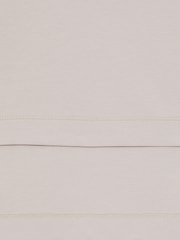 Reiss Anabelle Stretch-Cotton Oversized Alto-Low T-Shirt - Imagen 4 de 4