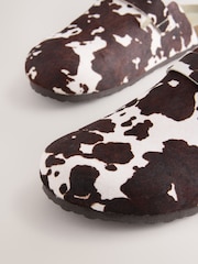 Cow Standard/Wide Fit Forever Comfort® Leather Footbed Clogs - Image 9 of 9