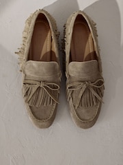 Verde caqui - Signature Premium Suede Fringe Boat Shoes - Imagen 1 de 7