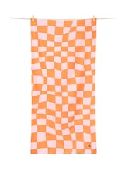 Dock & Bay Groovy Check Quick Dry Beach Pool Towel - Image 1 of 6