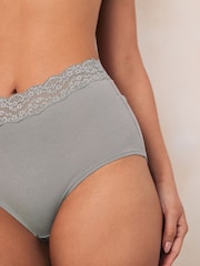 Printed Spot Full Brief Cotton and Lace Knickers 7 Pack - Image 4 of 10