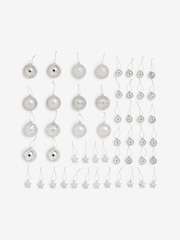 50 Pack Silver Shatterproof Christmas Baubles - Image 5 of 5