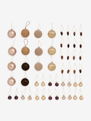 50 Pack Global Natural Shatterproof Christmas Baubles - Image 3 of 4