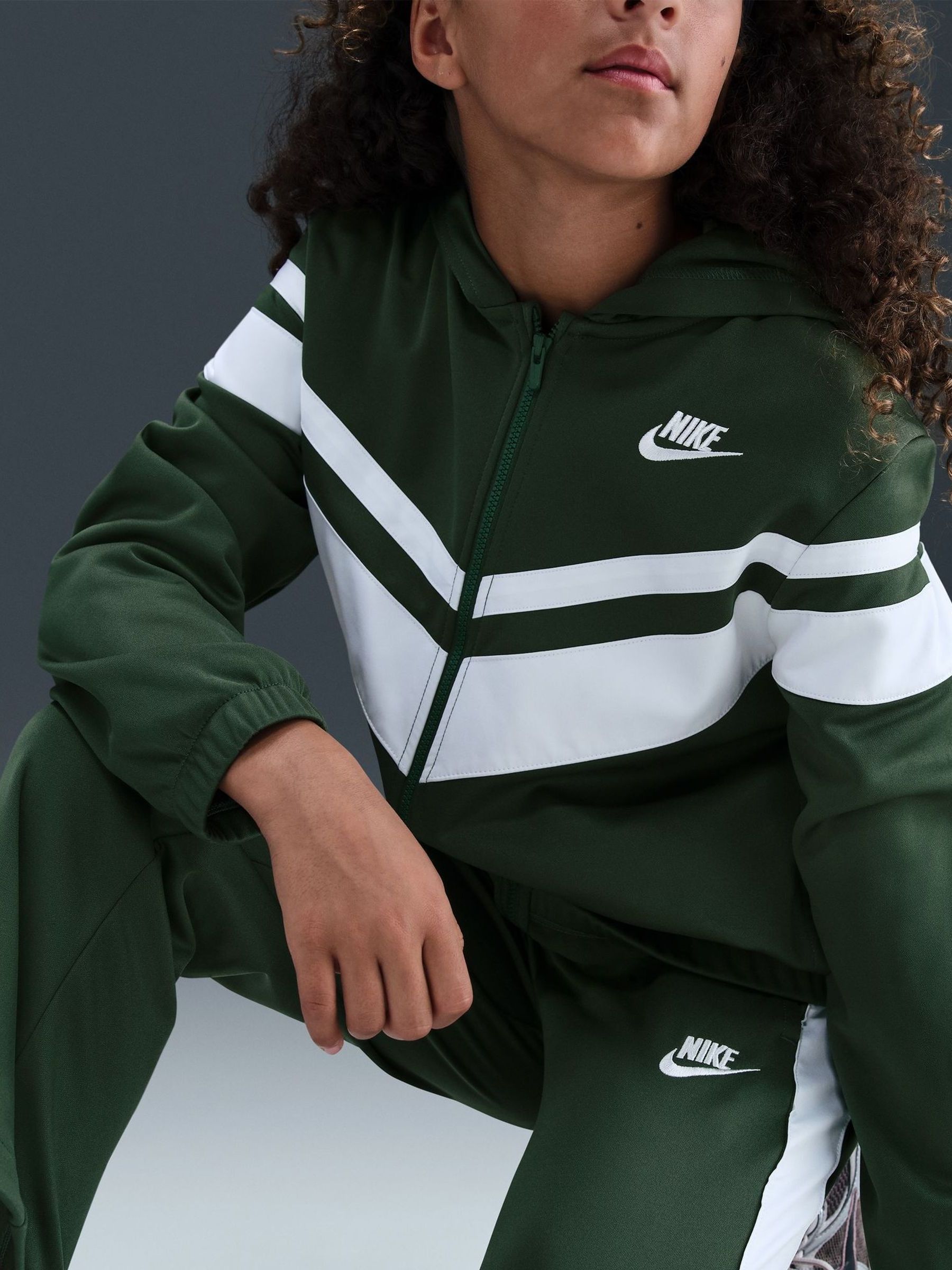 women's nike olive green tracksuit