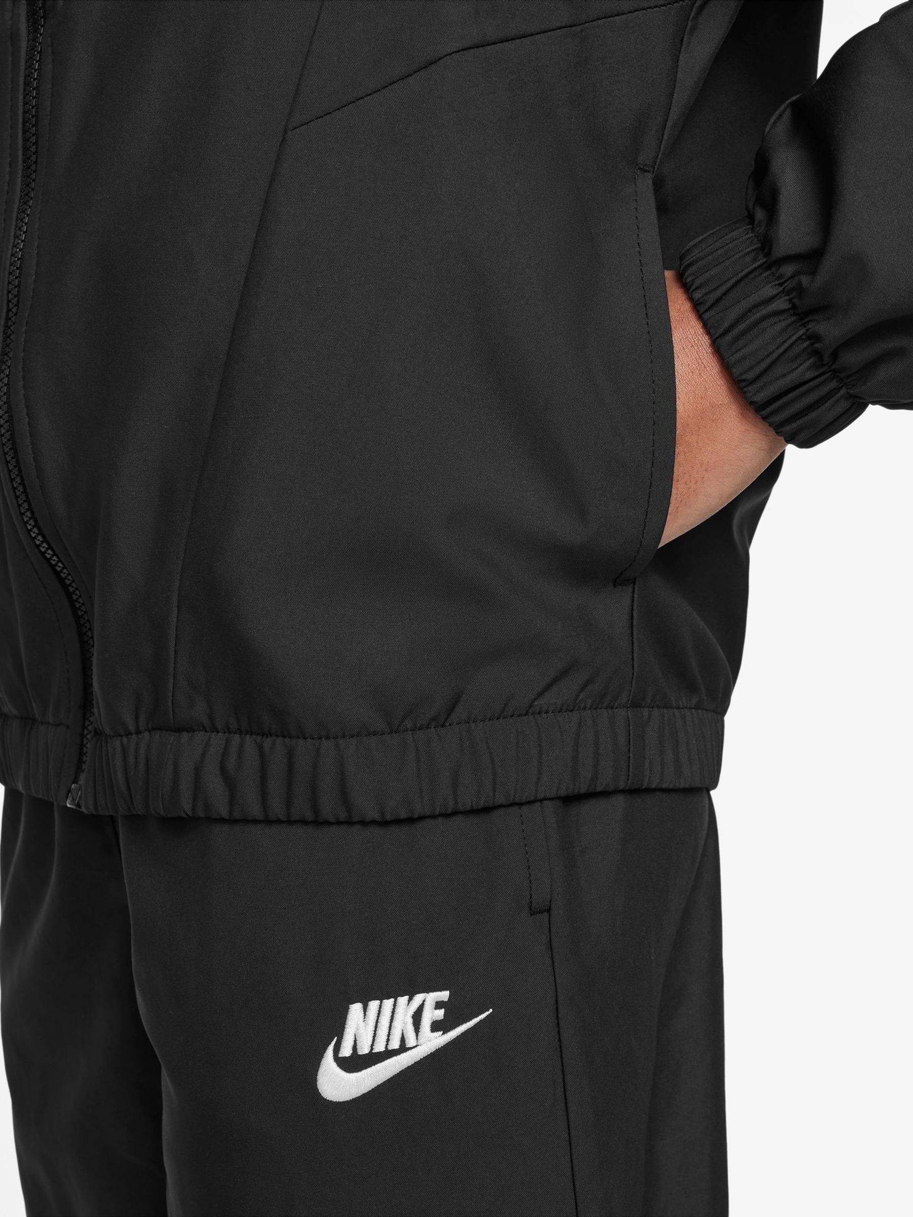 Next：日本 Nike ポリジップスルー トラックスーツ from Next Japan