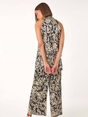 Roman Abstract Foil Print Plisse Jumpsuit - Imagen 3 de 5