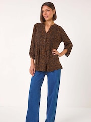 Roman Brown Floral Print Paisley Pintuck Blouses - Image 2 of 5
