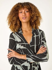 Roman Abstract Print Tie Side Shirt - Imagen 8 de 9