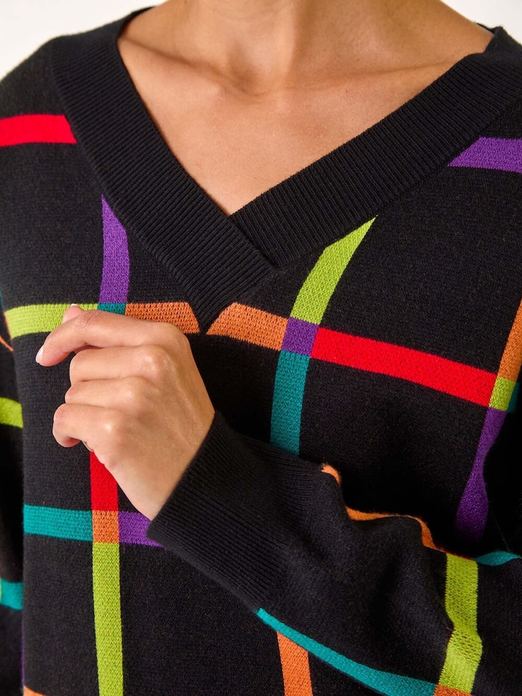 Roman Black Grid Patten V-Neck Knit Jumper - Image 5 of 5