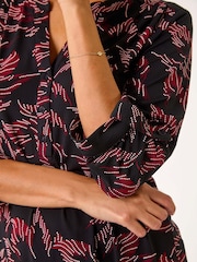 Roman Red Textured Abstract Print Top - Image 5 of 5