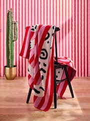 Eleanor Bowmer Pink Cat Knitted Throw - Image 2 of 4