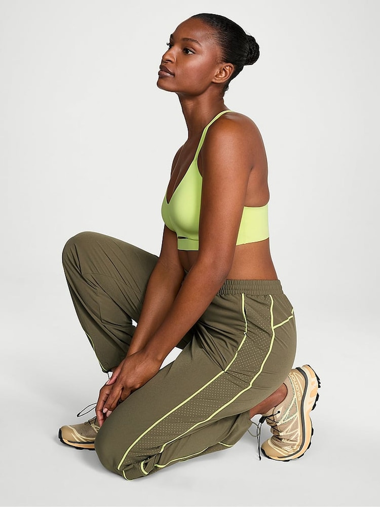 Victoria's Secret Desert Cactus Green ActiveFlex Joggers - Image 1 of 3 Victoria's Secret Desert Cactus Green ActiveFlex Joggers - Image 1 of 3