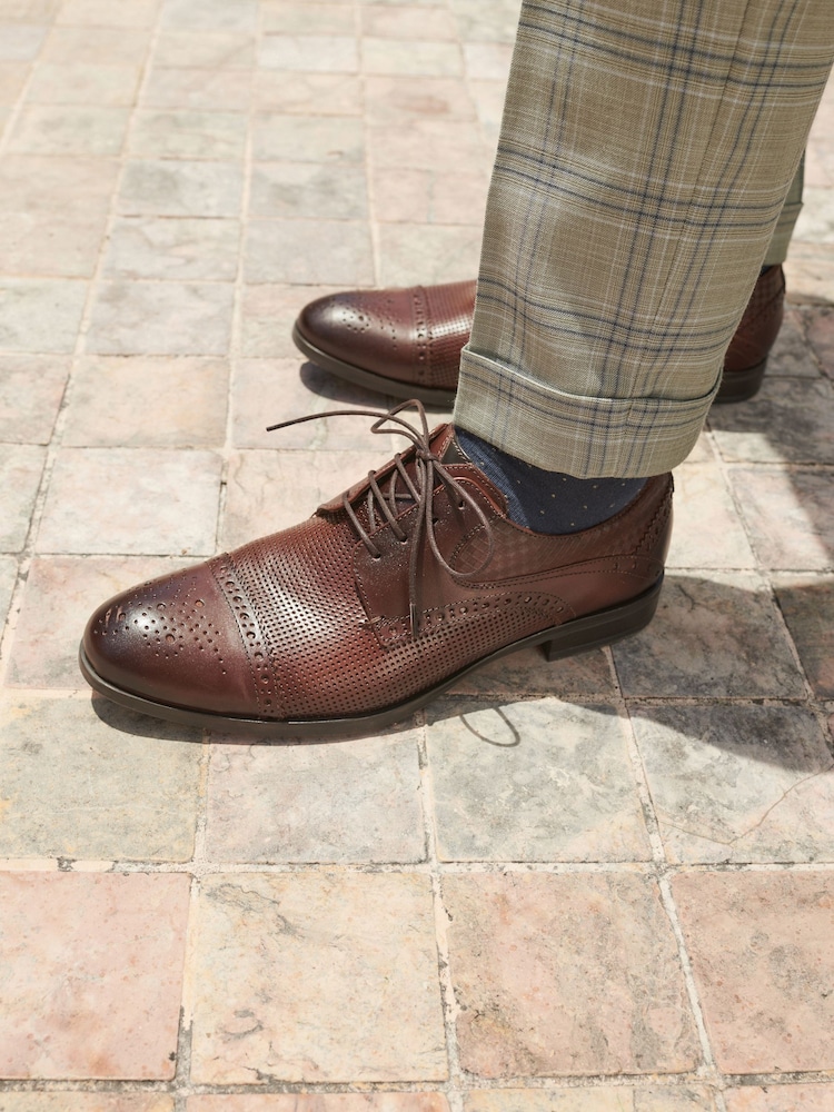 Brown Embossed Toecap Shoes - Image 8 of 8