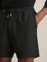 Reiss Dark Green Newmark Textured Drawstring Shorts - Image 4 of 6