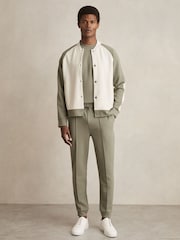 Salvia - Pantalones de chándal de punto con cordón ajustable Premier de Reiss - Imagen 1 de 6
