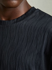 Reiss Navy Ivan Oversized Wave-Jacquard T-Shirt - Image 4 of 6