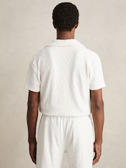 Hors blanc - Chemises à col cubain texturées Reiss Ackling en coton - Image 5 de 6