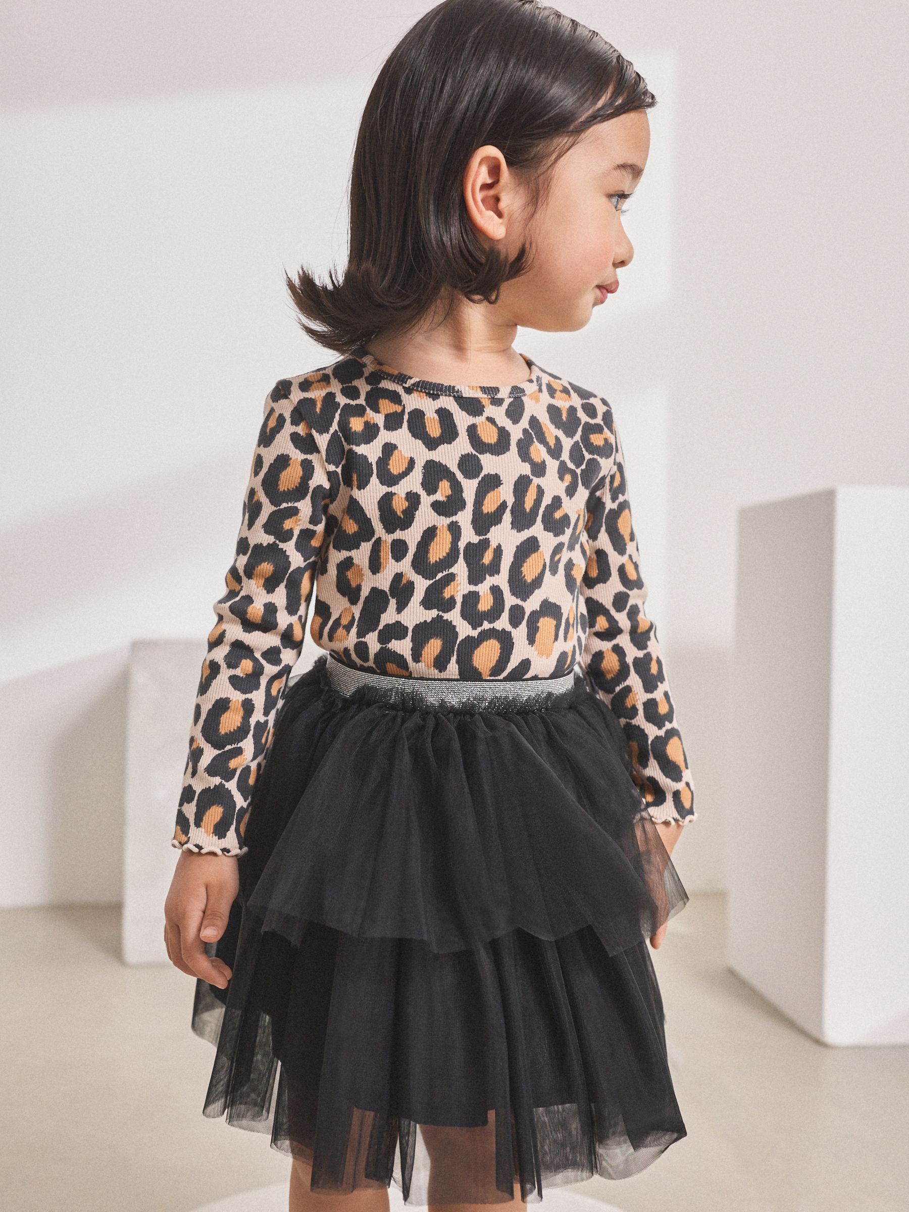 neith. Classic sweat tutu スカートBlack Classic Tutu Skirt - Black – Marais Sky