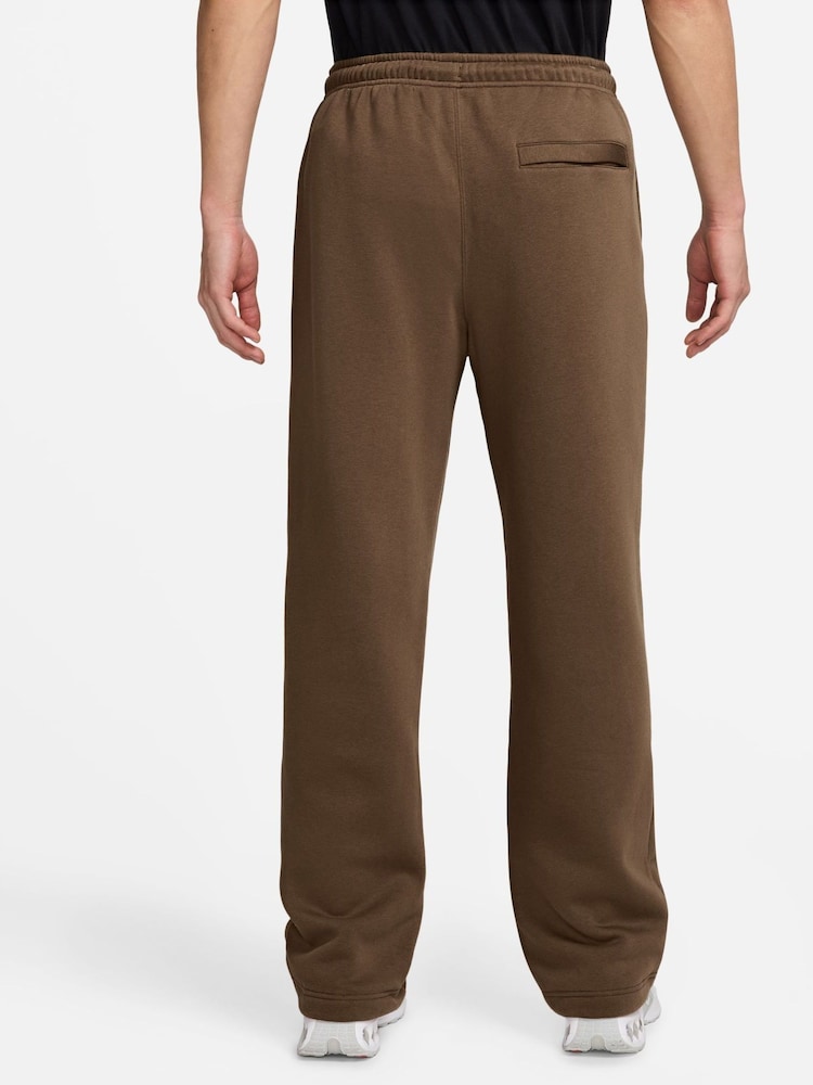 Nike Mosswood Brown Club Fleece Bungee Joggers - Image 2 of 3