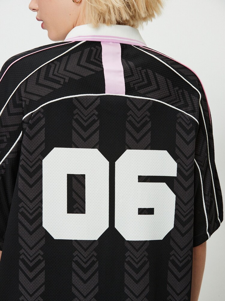 Black/White Retro Football T-Shirt - Image 8 of 8