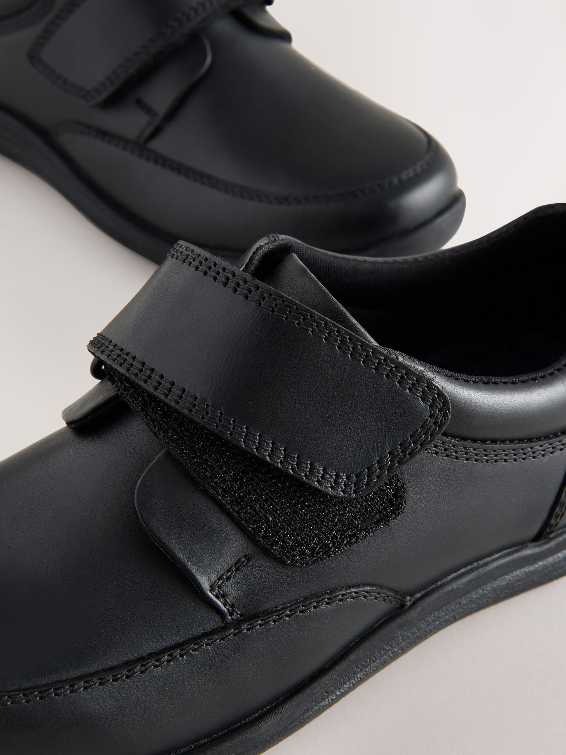 Buy Black Extra Wide Fit (H) Leather 1 Strap Touch Fastening