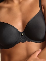 Black Pad Full Cup Premium Ultimate Comfort Lightweight Breathable T-Shirt Bra - Image 4 of 9