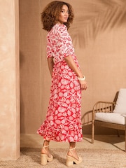 Love & Roses Red Shell V-Neck Ruched Sleeve Midi Dress - Image 4 of 4