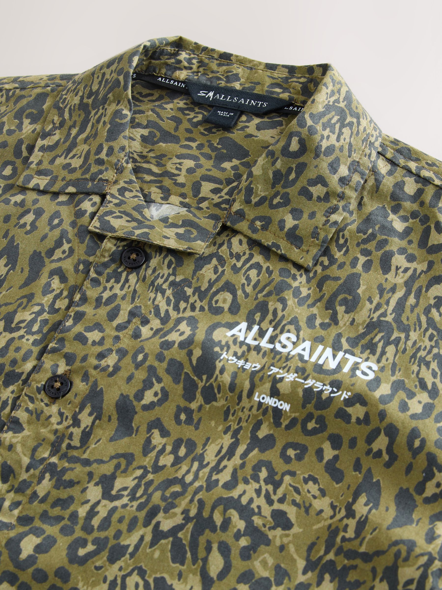 Buy smALLSAINTS Green Leopard Underground Open Collar Boys Printed