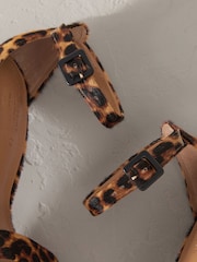 Leopard Signature Premium Leather Round Toe Buckle Detail Mid Simple Sandals - Image 8 of 9