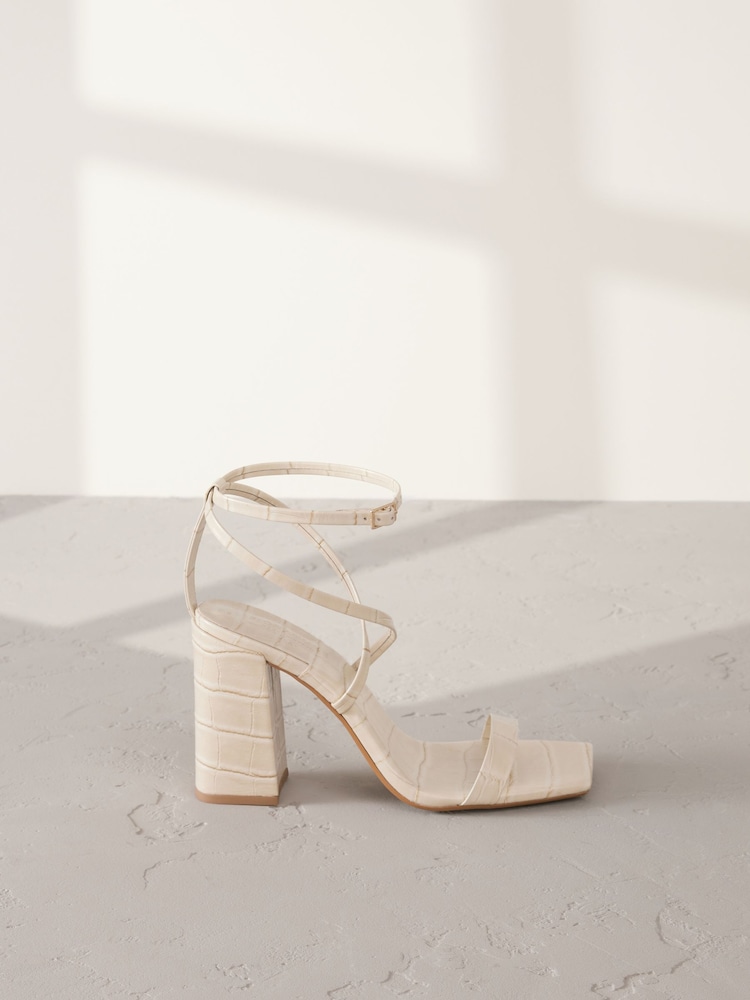 Bone Signature Premium Leather Strappy Block Heeled Sandals - Image 6 of 12