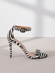 Zebra Signature Premium Leather High Round Toe Simple Sandals - Image 3 of 8
